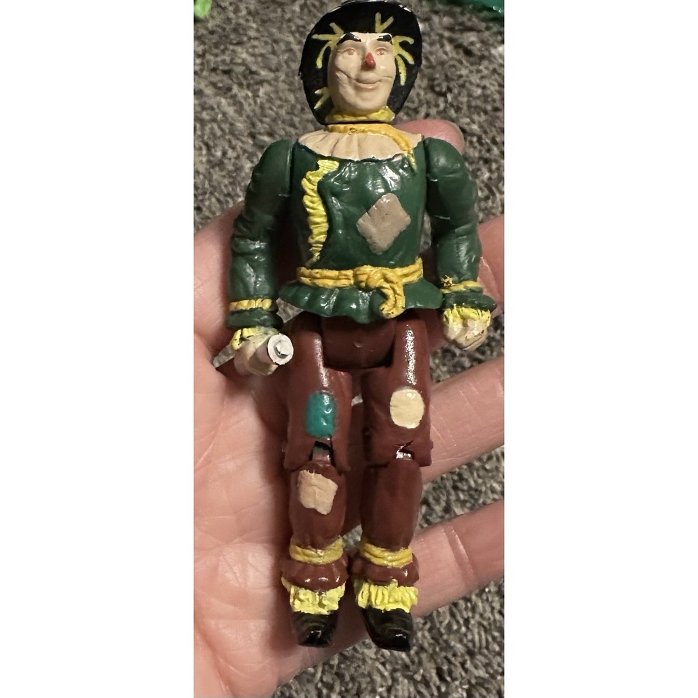 Vintage The Wizard of Oz 4" Scarecrow Action Figures MGM Turner 1988